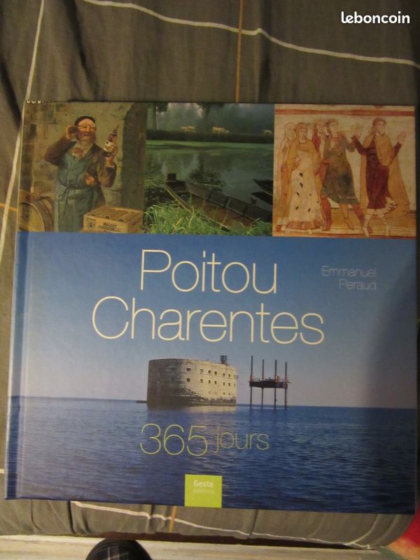 Livre Poitou Charentes - 1