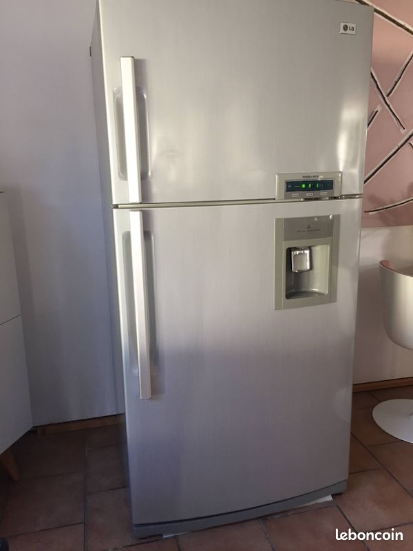 Réfrigérateur congélateur combiné grande largeur - 1