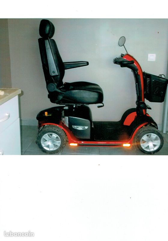 Scooter pour personne handicapé - 1