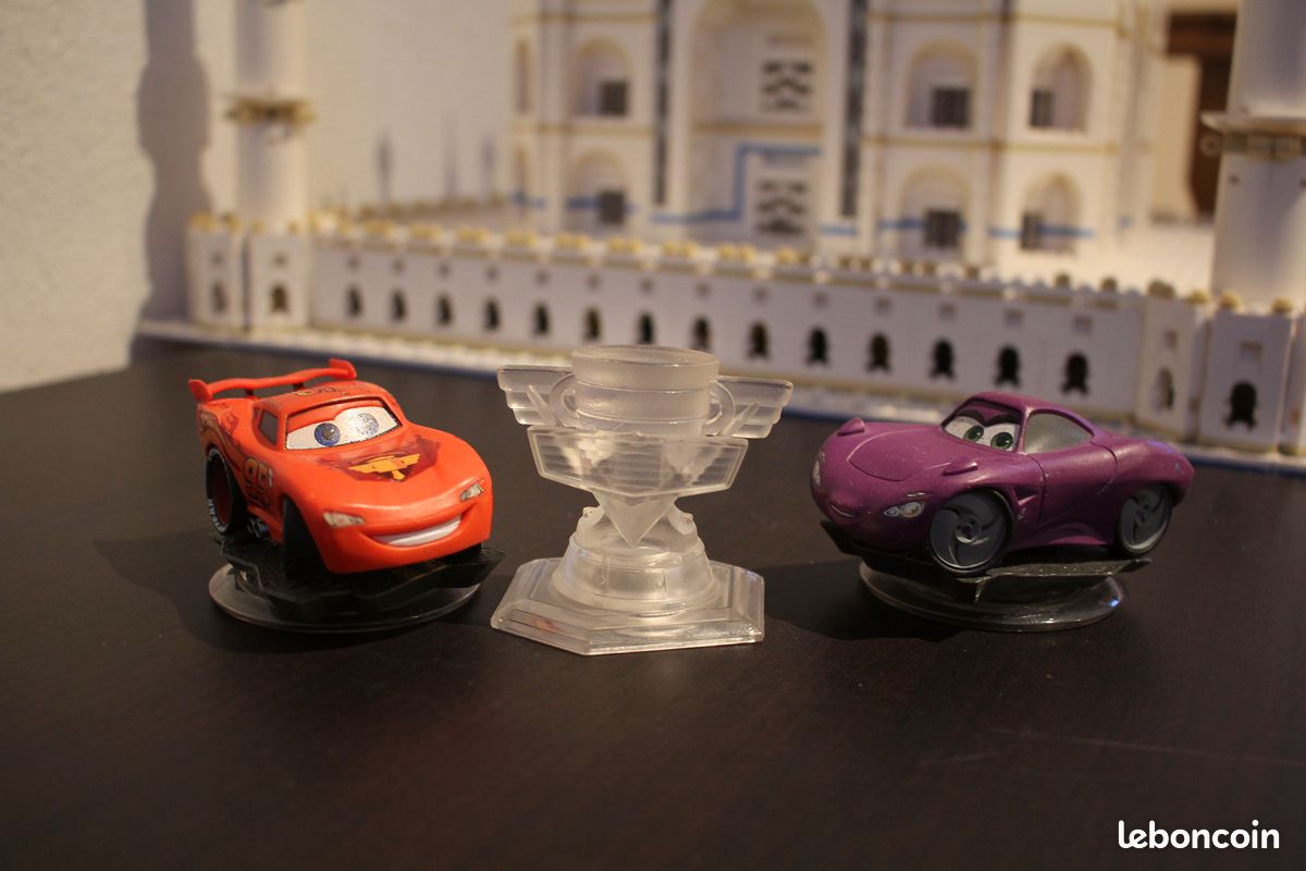 Disney infinity 1.0 cars et trophée - 1