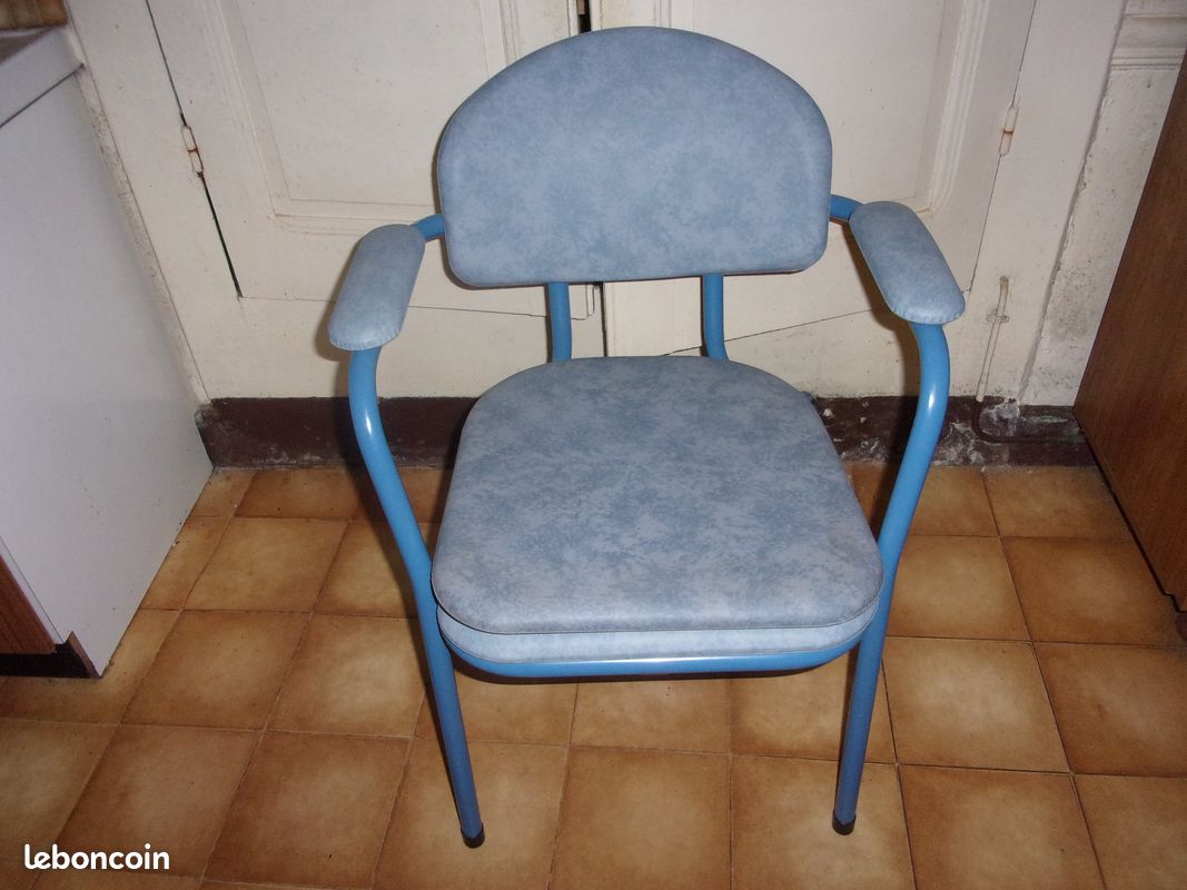 Chaise pot bleutée - 1