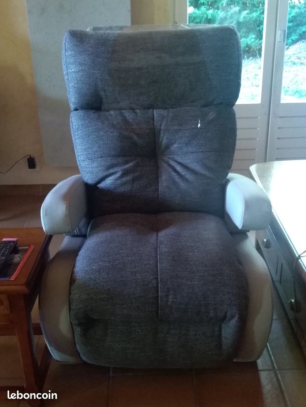 Fauteuil medicalise neuf - 1