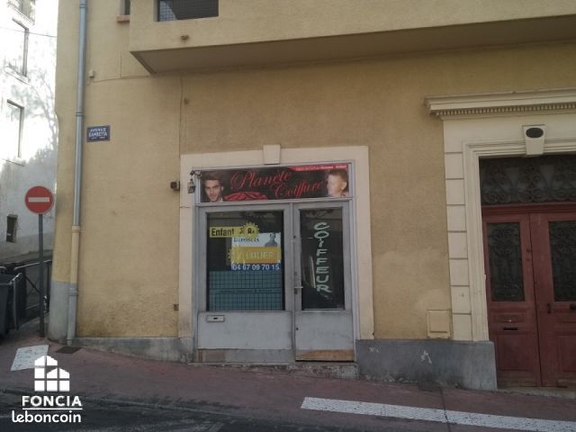 Local commercial 49 m² - 1