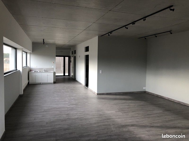 Local commercial 105 m² - 1