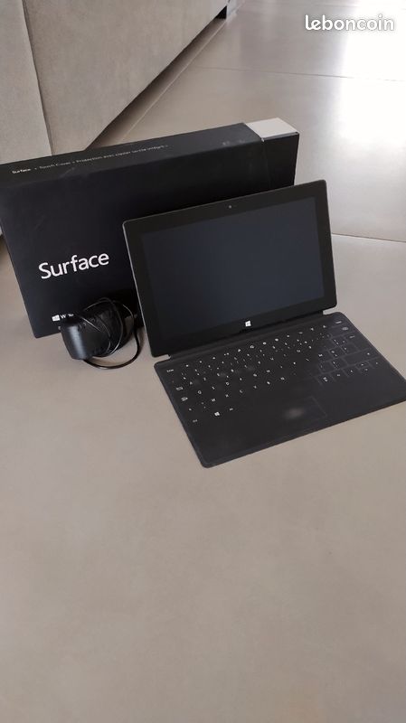 Tablette Microsoft Surface RT 64 Go - 1