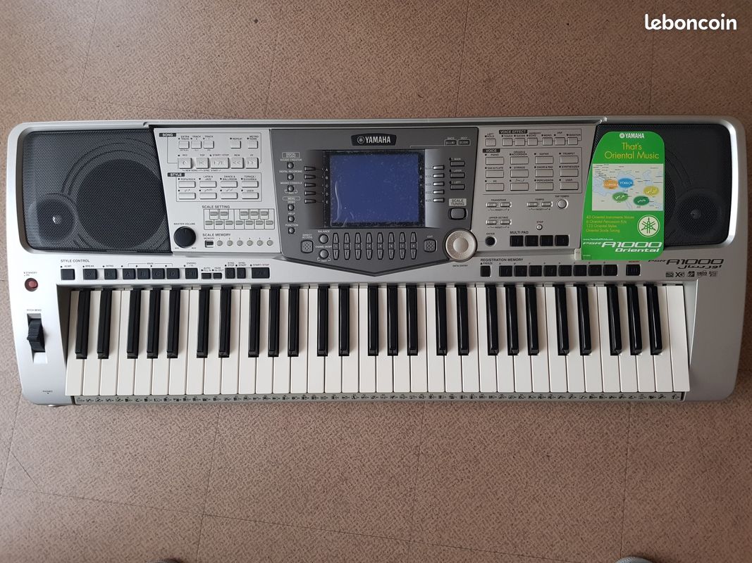 Piano Yamaha A1000 neuf 1400 - 1