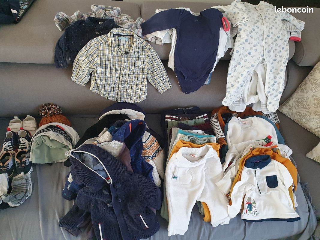 Lot de 60 vêtements + accessoires garçon 6mois - 1