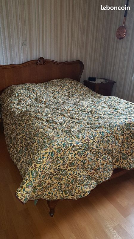 Couette /couvre lit matelassé motif provençale - 1