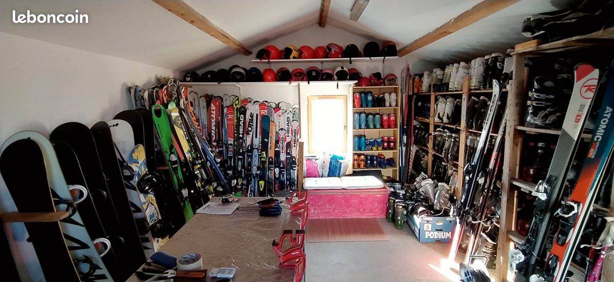 Skis et chaussures d'occasion - 1