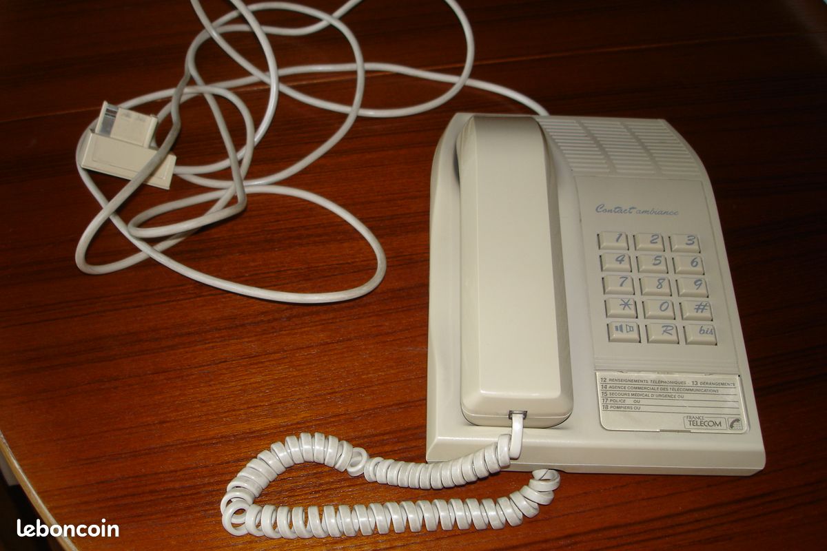 TELEPHONE ancien - 1
