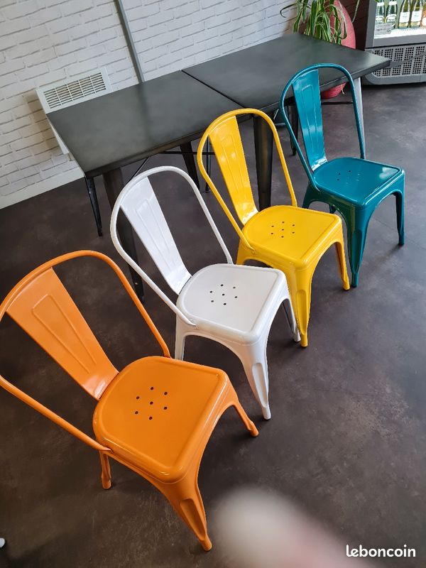 Lot de 8 chaises couleurs - 1