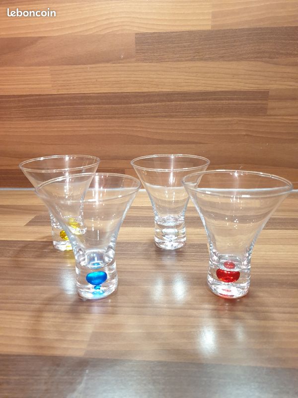 4 verres à Martini - 1