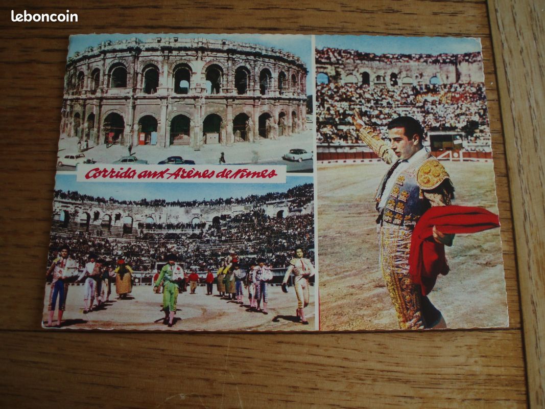 Carte postale de Nîmes la Corrida - 1