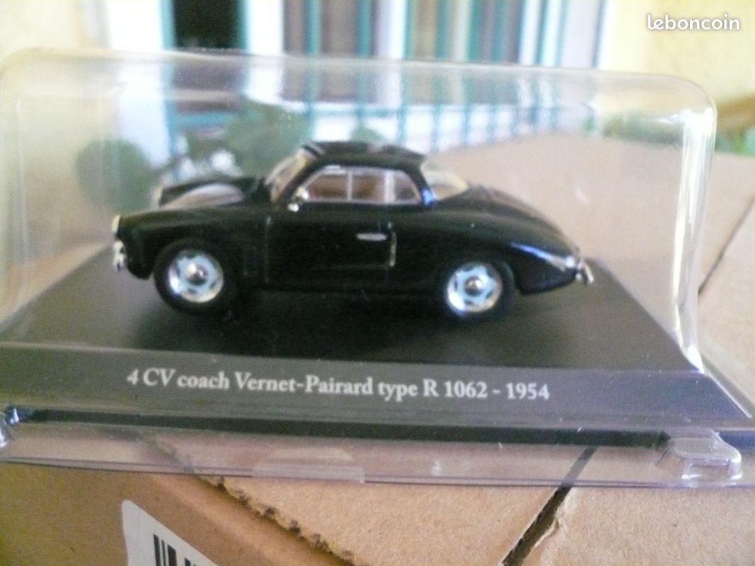 1/43e voiture miniature Renault 4CV Coach - 1