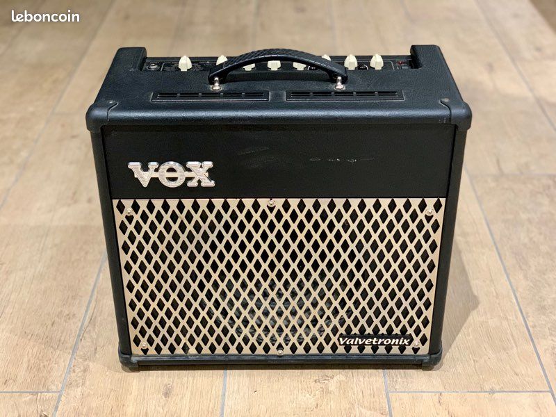 Ampli Vox Valvetronix VT30 - 1