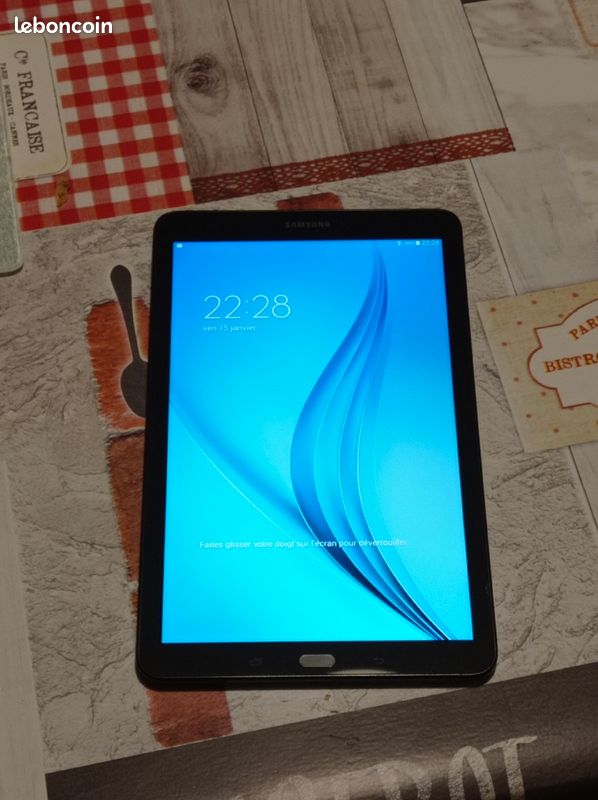 Tablette Samsung Galaxy tab e - 1